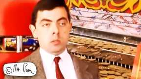Mr BEAN Coin Pusher Machine! | Mr Bean Funny Clips | Mr Bean Official